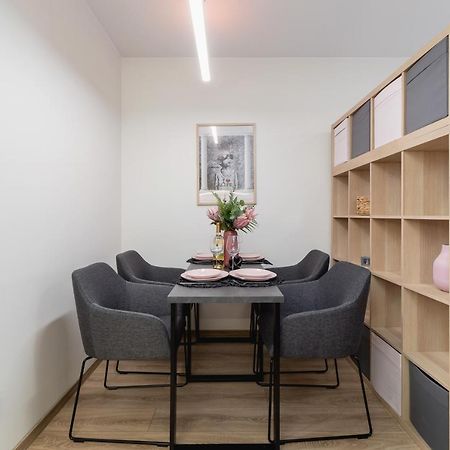 Deluxe Studio Cracow Arianska By Noclegi Renters Krakau Buitenkant foto